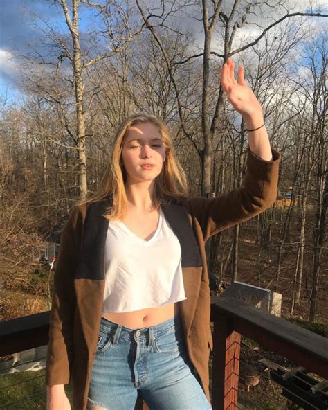 Hot Sexy Ekaterina Samsonov Bikini Pics