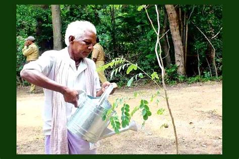 Dukhu Majhi: The man on a ‘green gold’ mission - GetBengal story