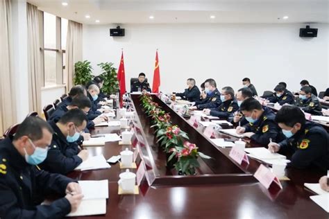 市综合行政执法局学习贯彻全市疫情防控工作视频会议精神