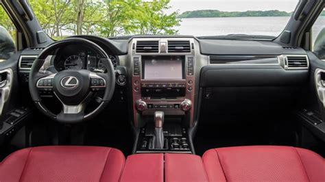 Lexus GX (US) Interior Layout & Technology | Top Gear