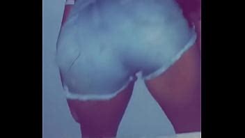 Puta de años meneando el culo frente a las cámaras brasileñas XVIDEOS