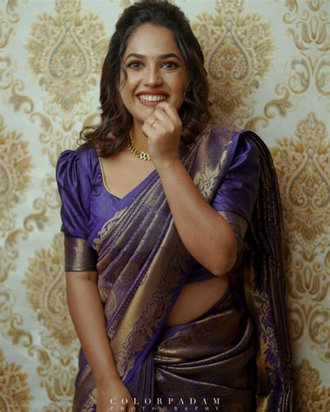 Tv Actress Amrutha Nair New Stunning Stills In Pattu Saree