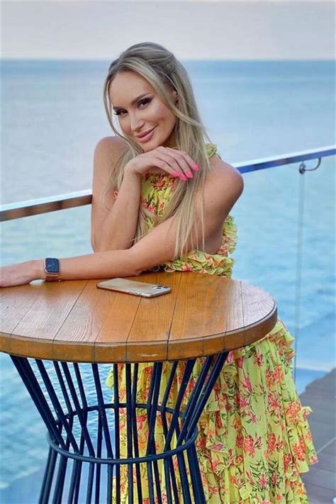 Beautiful Yuliia Y O From Odessa With Blonde Hair Id Ladadate