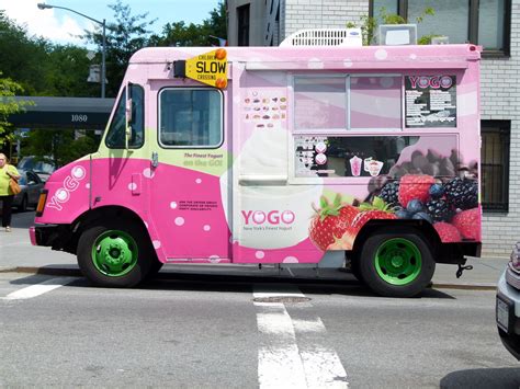 Yogo Frozen Yogurt Truck Guggenheim Museum Fifth Avenue Flickr