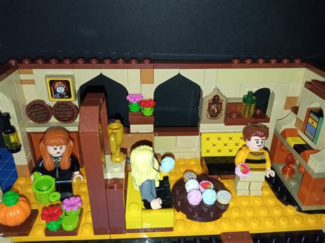 Hufflepuff room moc (finished) : r/legoharrypotter