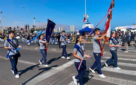 La Participaci N De Nuestro Colegio Bajo Molle En Desfile De Glorias