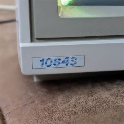 Commodore 1084s CRT 14" Monitor 