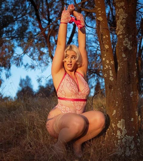 Iskra Lawrence Nude Porn Pictures XXX Photos Sex Images PICTOA