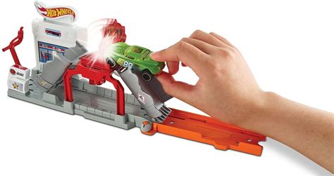 Hot Wheels Blaze Blast Playset Hot Wheels Set Za Igru FJN36 MiniBIGme