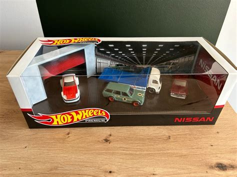 Hot Wheels Premium Collectors Nissan Set Be Chat W Og Oszenie Na Allegro Lokalnie