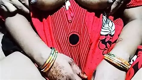 Indian Desi Cute Cunt Lacatating Bhabhi Fingering Tight Pussy Got Massage Cumshot From Lover