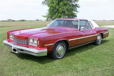 Big Brougham: 1977 Oldsmobile Toronado | Barn Finds