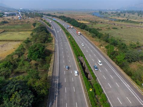 "Mumbai Pune Expressway" Images – Browse 265 Stock Photos, Vectors, and ...