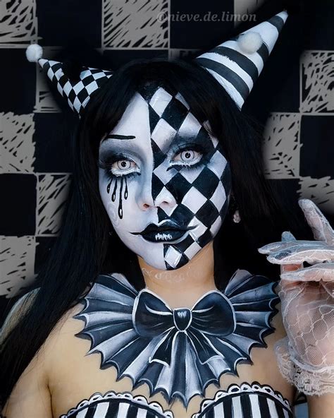 Black White Clown In Halloween Costumes Makeup Creepy