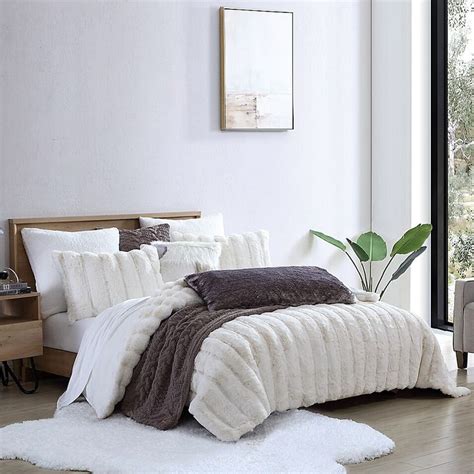 Ugg® Landers Faux Fur 3 Piece Duvet Cover Set Bed Bath And Beyond In