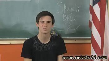 Hommes gais sexe et emo baise mec Nous nous embarquons pour entendre où Skyelr XVIDEOS