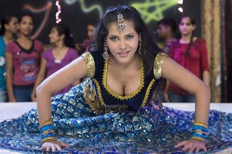 Seema Singh Picture Wallpaper Image Gallery Beautiful Photo Hot Pics Bold Picture