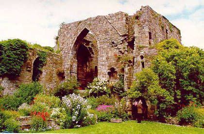 COCKERMOUTH CASTLE | Castles in england, European castles, Castle