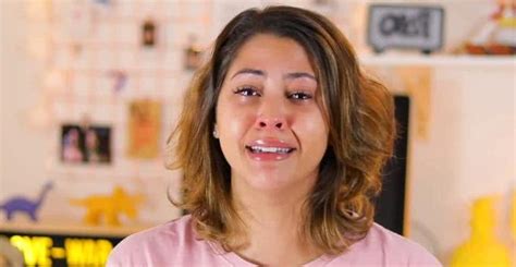 Youtuber Dora Figueiredo Desabafa Sobre Relacionamento Abusivo Que