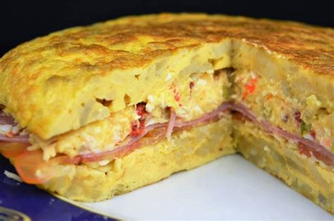 Tortilla De Patata Rellena De Ensaladilla Tortilla De Patatas Rellena