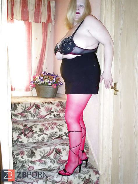 Mature Sally ZB Porn