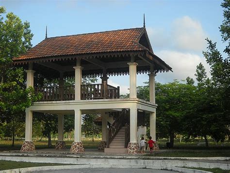 Sungai Golok Infogaleri Tengku Anis Pengkalan Kubor Tump Flickr