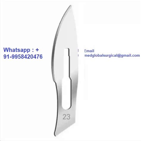 Carbon Steel Triangular Surgical Scalpel Blade For Reconstruction