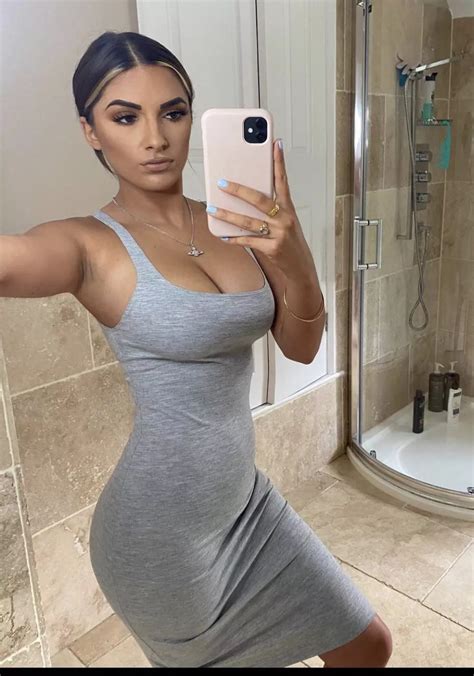 Big Tits Right Dress Nudes NightOutGirls NUDE PICS ORG