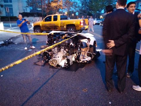 Lamborghini Aventador Split In Half In Brooklyn Ny Crash Citroënvie