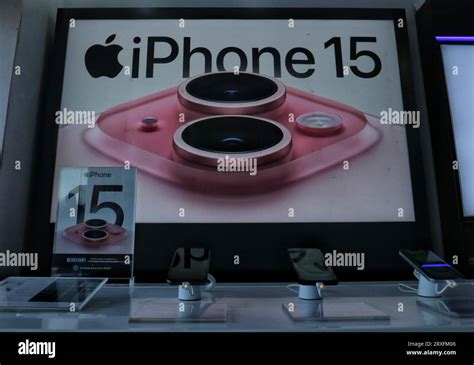 Iphone 15 pro plus hi-res stock photography and images - Alamy