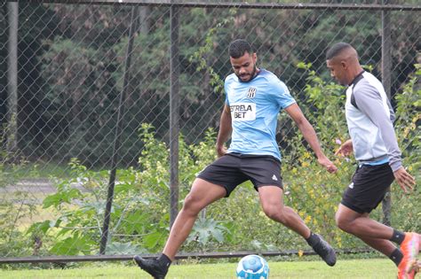 Sem Dupla De Zaga Titular Ponte Preta Encerra Prepara O Para Jogo