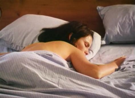 Nude Video Celebs Gabrielle Fitzpatrick Nude Offspring 1996