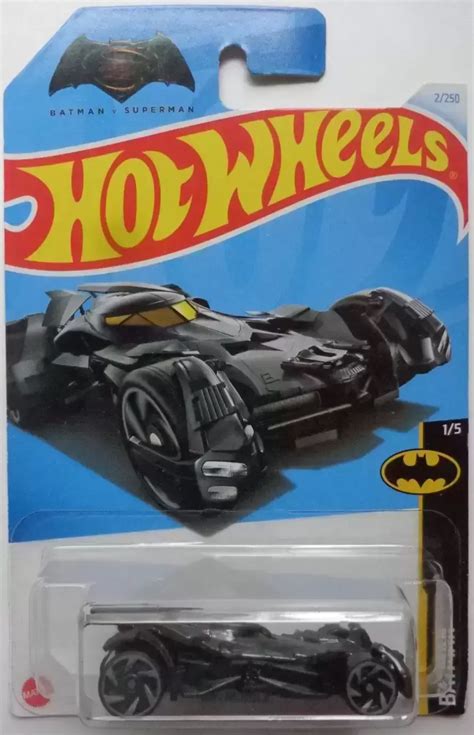 Batman Vs Superman Batmobile Mainline Hot Wheels HTC