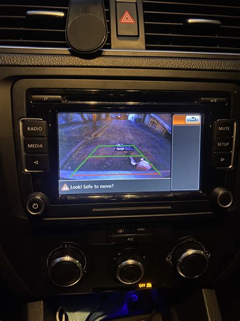 Установка камеры заднего вида Jetta 6 2014 — Volkswagen Jetta VI, 1,8 л ...