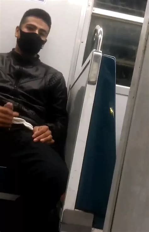 Laba Si Muie In Tramvai Free Gay Porn B XHamster