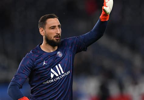 Esclusiva Juve pazza idea Donnarumma Gli scenari Alfredo Pedullà