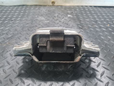 Audi A3 S Line 8p 2007 BKD 1K0199555 LH Engine Mount Upper For Sale