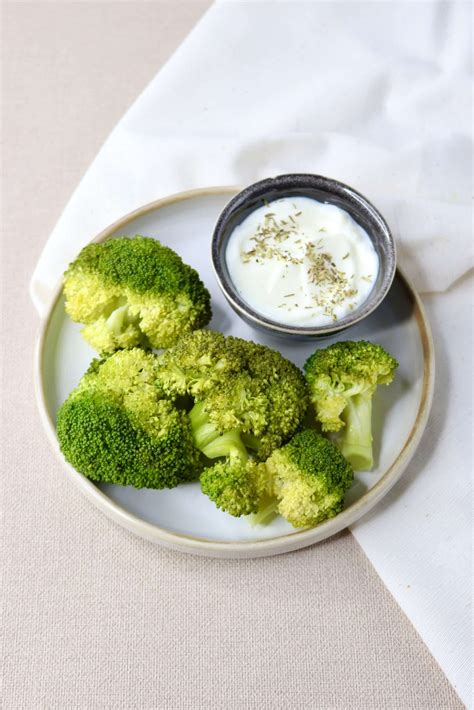 Fleurettes De Brocoli Et Fromage Blanc Aux Herbes De Provence