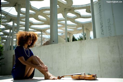 Yilian Cañizares yiliancanizares Nude OnlyFans Leaks Fappening FappeningBook