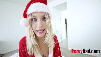 Fête anale de Noël avec sa belle fille Emma Roise XVIDEOS