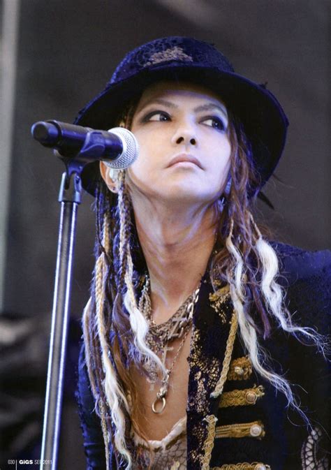 Hyde L Arc En Ciel L Arc En Ciel Pinterest Rock Musicians