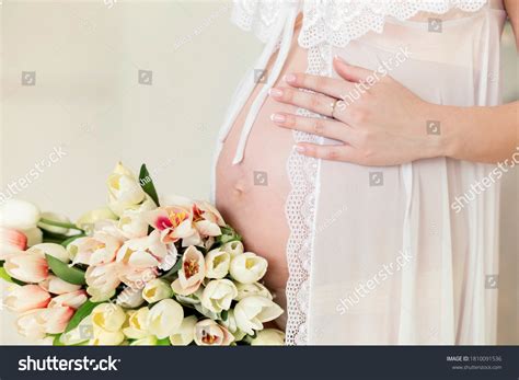 Pregnant Girl Naked Belly Expecting Baby Stock Photo 1810091536 Shutterstock