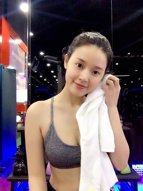 B T Ng V I H Nh Nh Sexy C A Hot Girl Midu