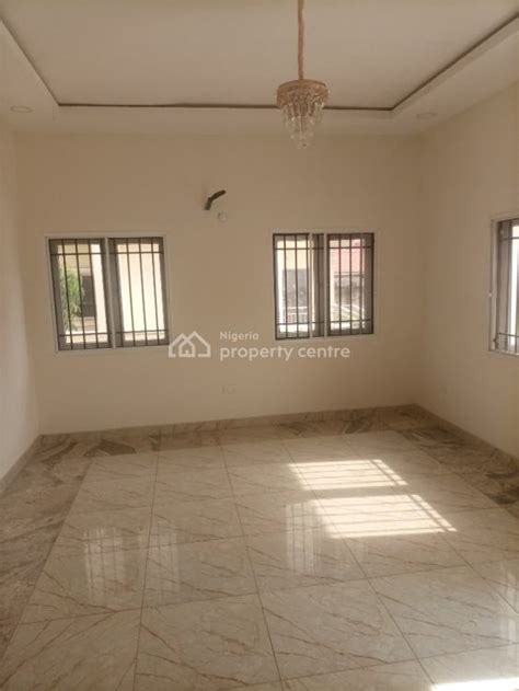 For Rent New Serviced 3 Bedroom Flat With Modern Finishings Utako