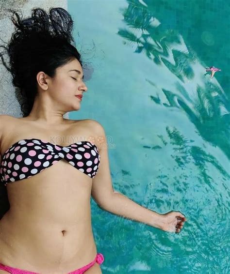 Poonam Bajwa In Hot Bikini Photos 01 211089 Kollywood Zone