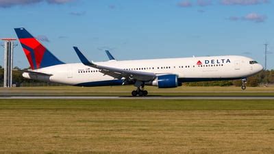 N1602 Boeing 767 332 ER Delta Air Lines FOKKER AIRCRAFT JetPhotos