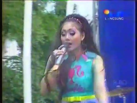 Foto Hot Mela Berbie Seksi Dan Hot 2014 Dangdut Music Chanel