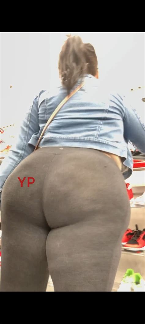 Butts SHOE SHOPPING BIG ASS BBW CAPTURE ThisVid