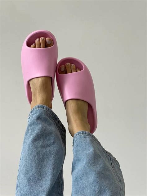 Купить Женские шлепанцы Adidas Yeezy Slide Pink (розовые) удобные ...