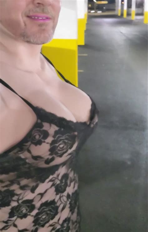 Sissy Outdoor Flashing 17 Nude Pics XHamster